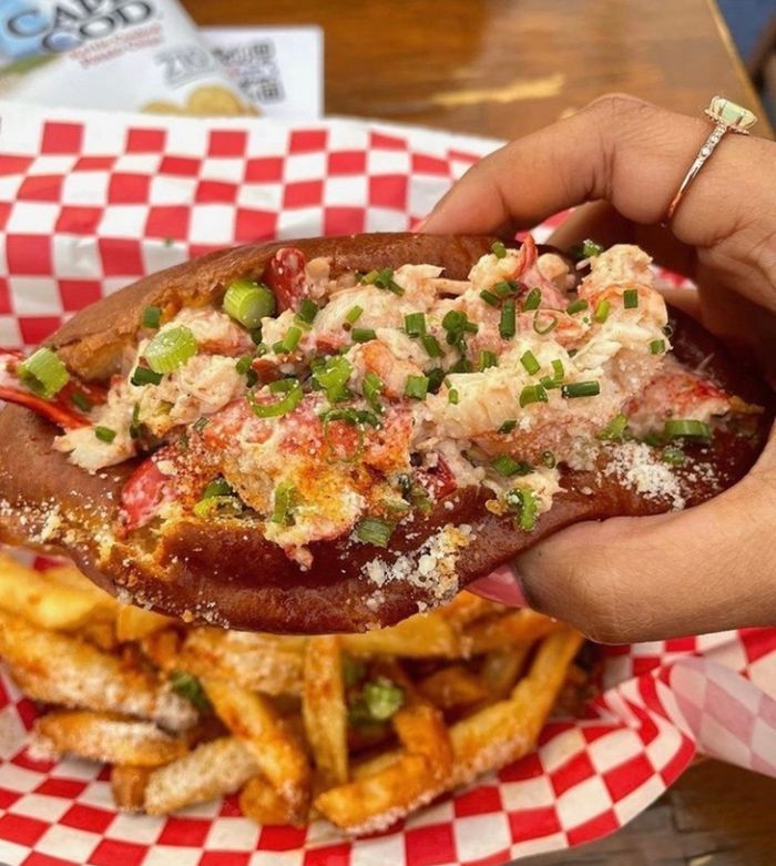 North River Lobster Company